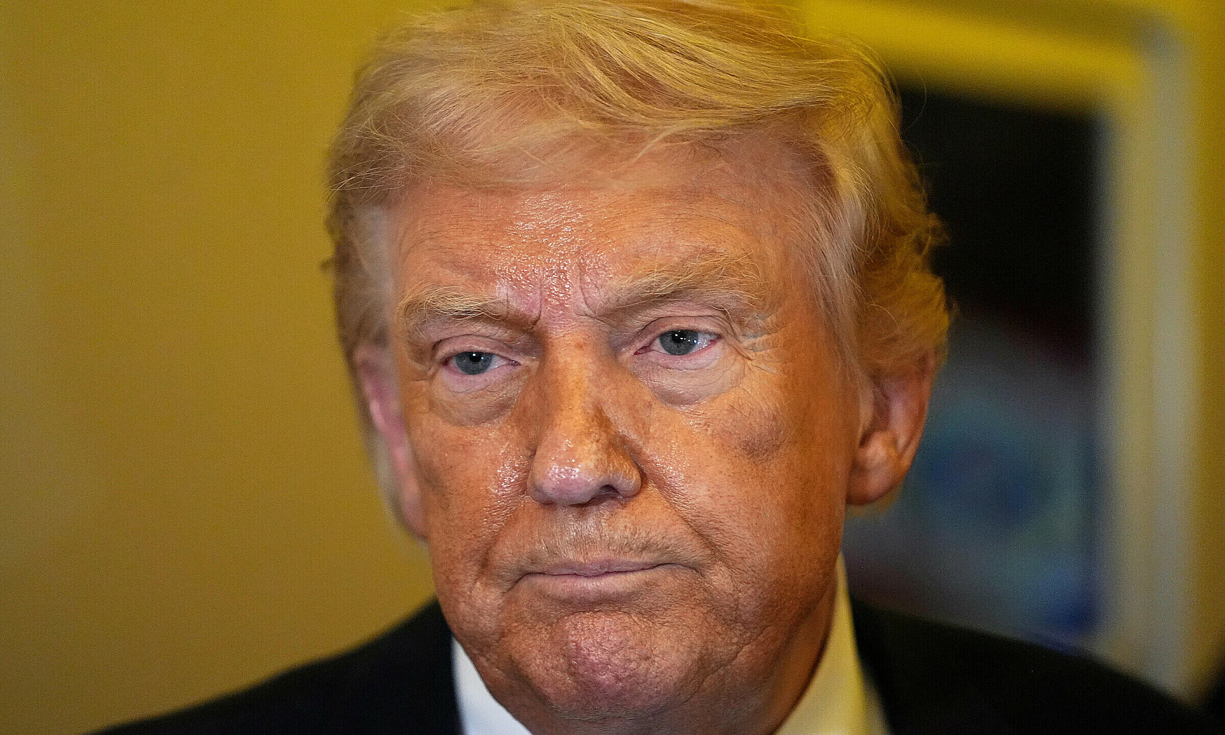 Trump: Taiwan should not declare independence