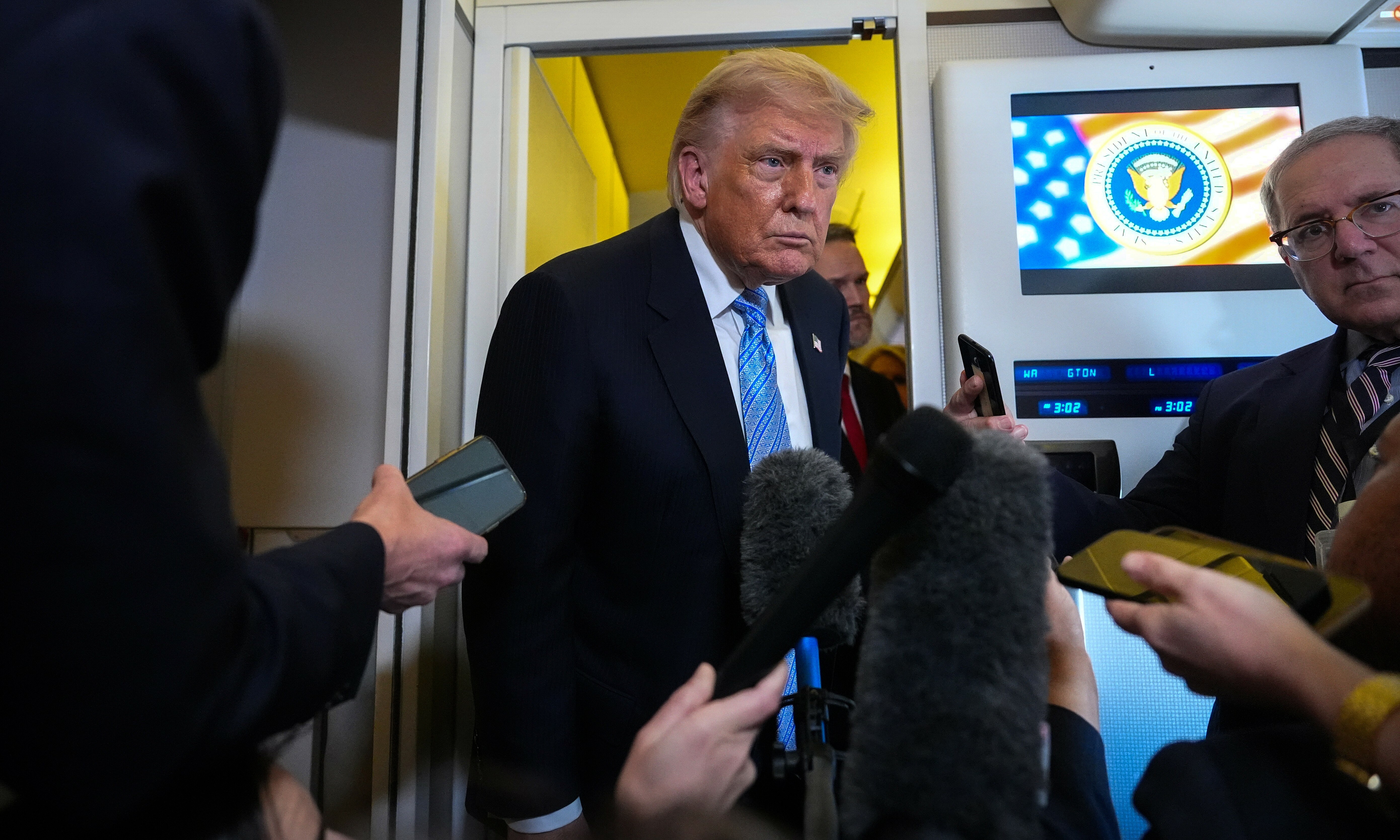 Trump: US allowed three Chinese oil tankers to pass through Hormuz