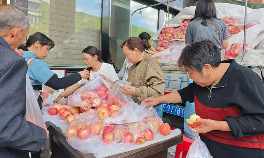 Hospital helps stroke farmer sell 4 tons of apples