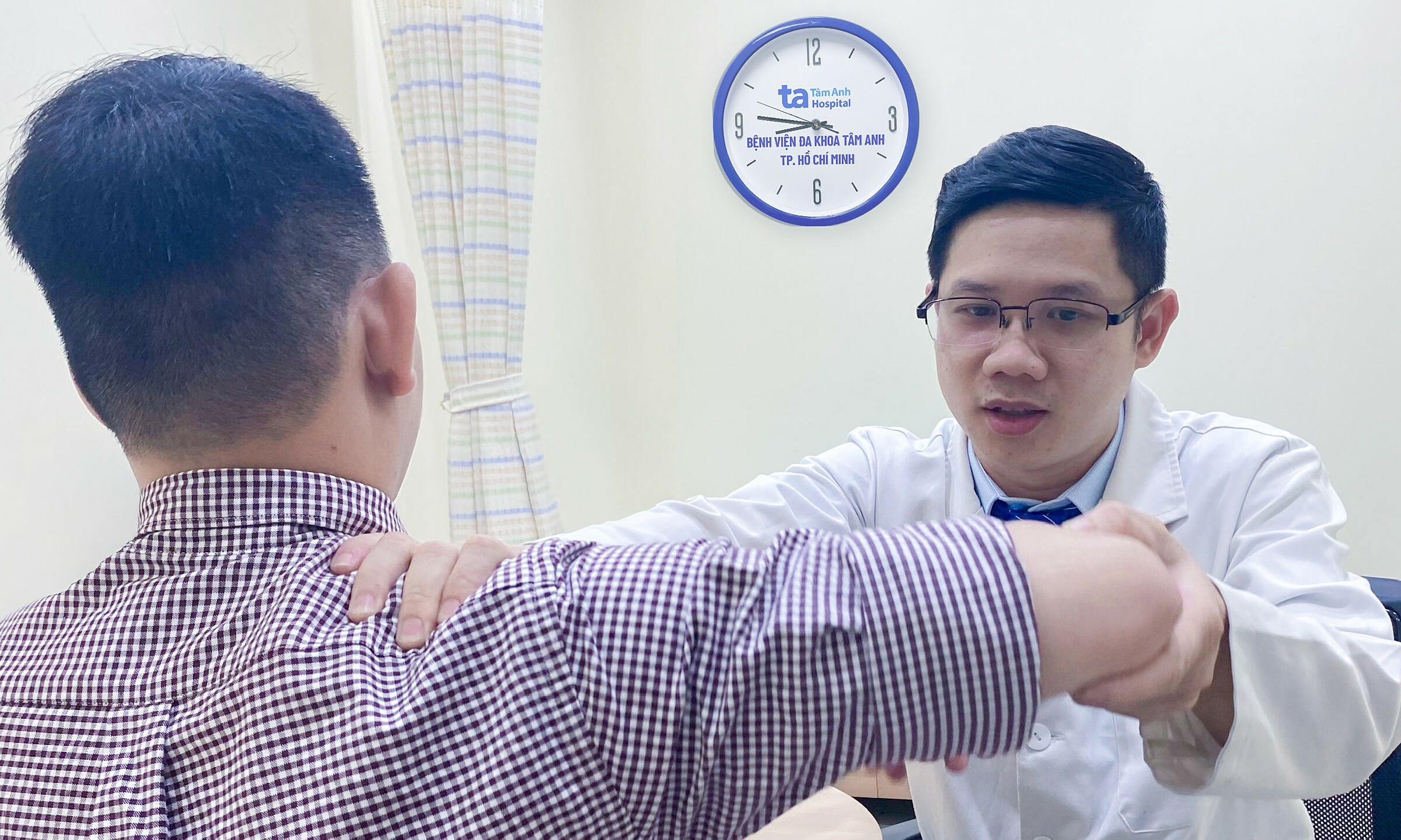 How do sprains and fractures differ?