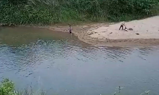 Four students from Dak Lak die while swimming in river
