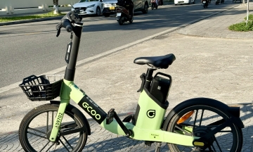 Public electric bikes in Hue: stylish and ergonomic