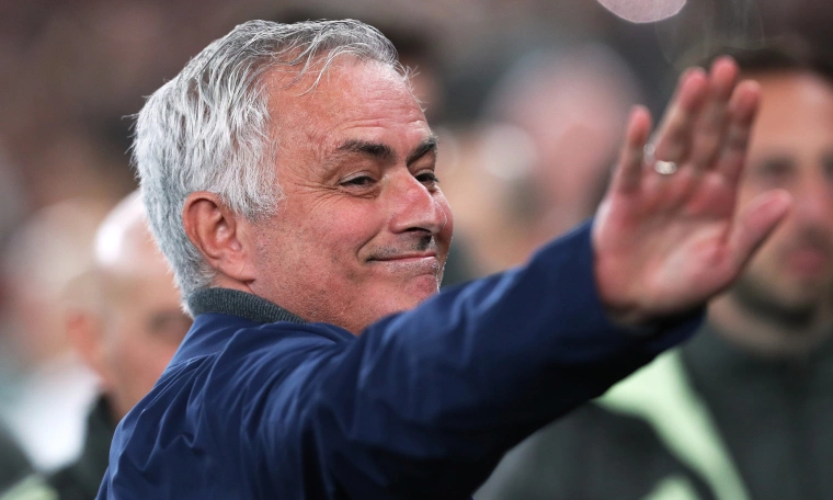 Mourinho: '99% I will stay at Benfica'