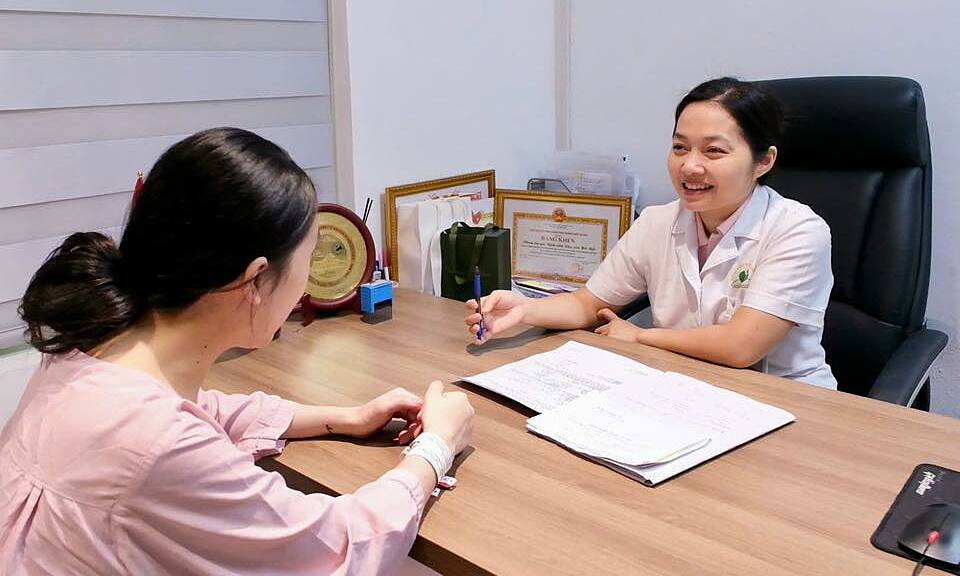 Mother with triplet pregnancy travels from South Korea to Vietnam for prenatal complication intervention