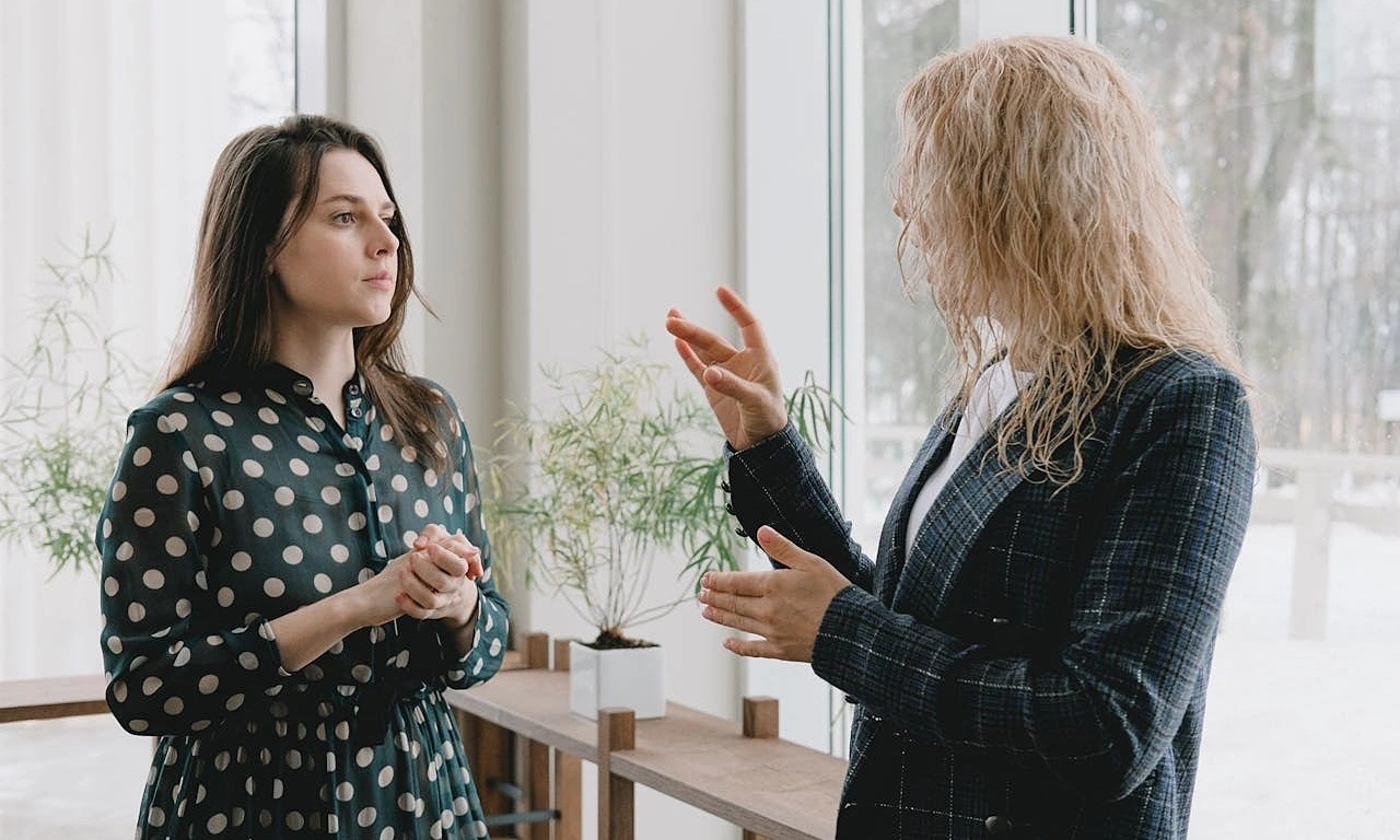 Why intelligent people struggle with communication