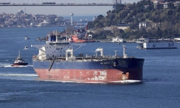 US extends sanctions waiver for Russian oil for 30 days