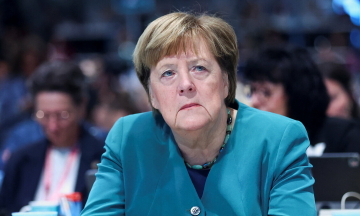 Former German chancellor 'regrets' Europe's refusal to dialogue with Russia