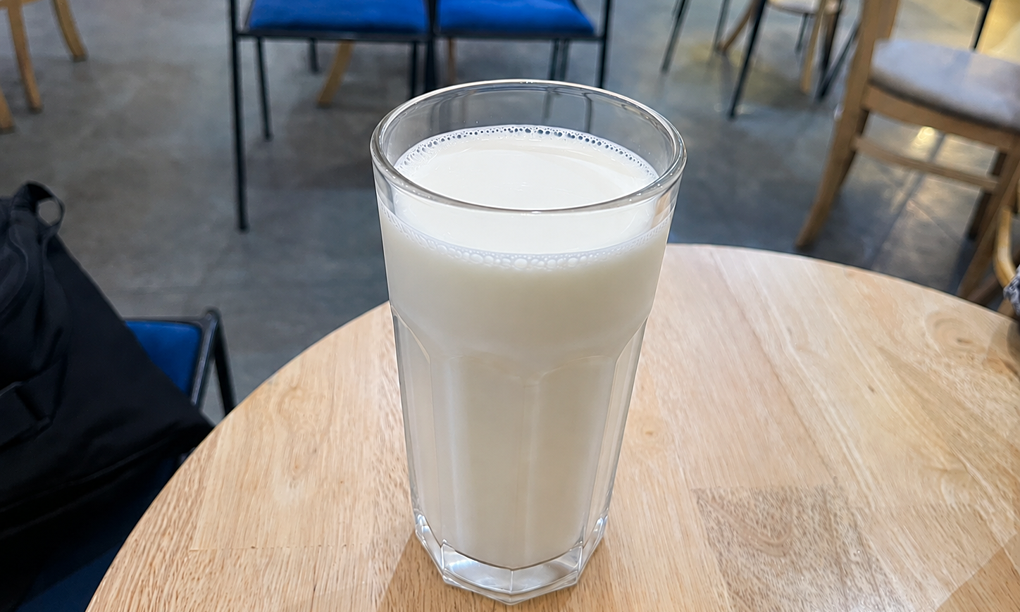 Should people with gastroesophageal reflux disease drink milk?