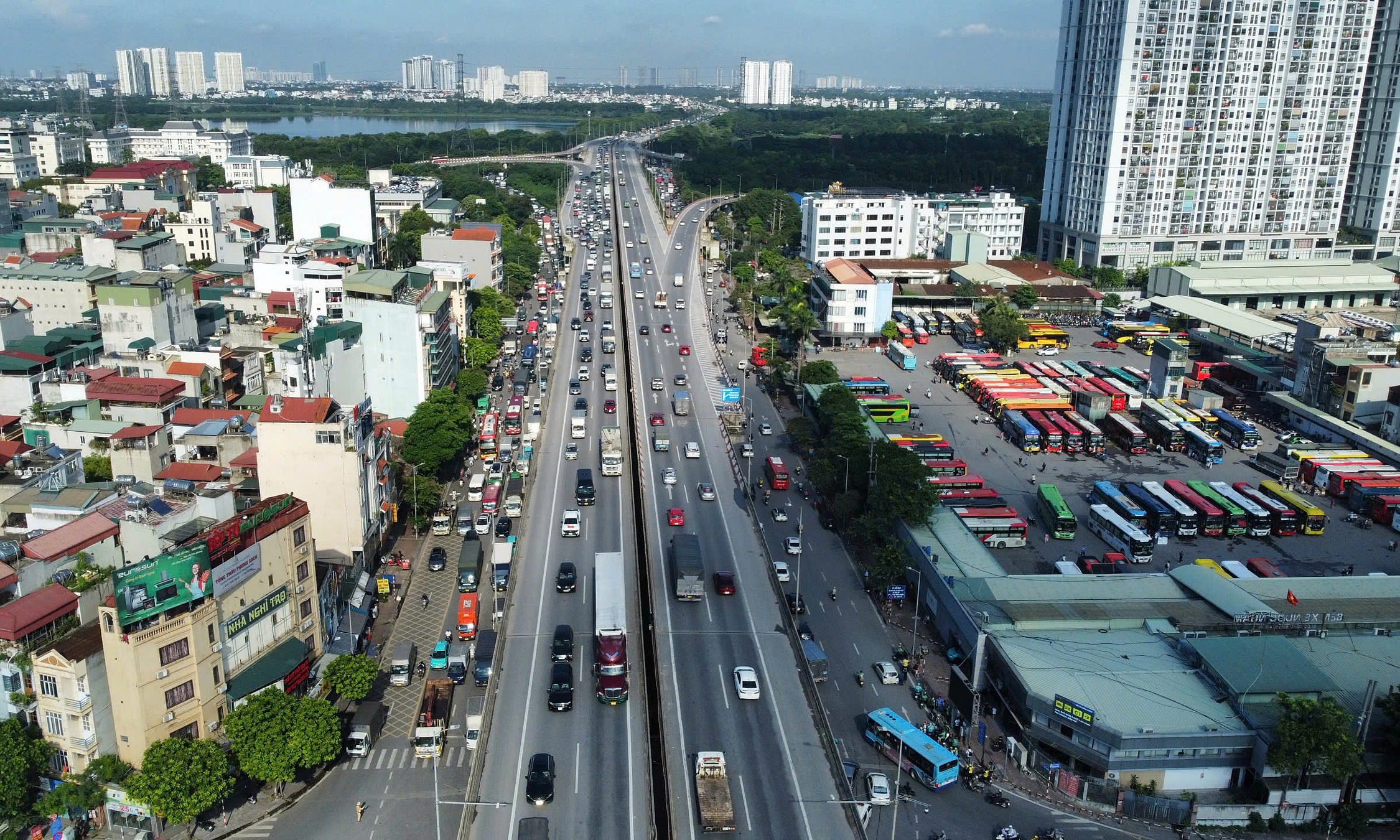 Hanoi breaks ground on 16-lane expansion of national route 1