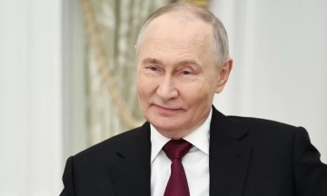 Putin visits China today