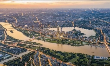Hanoi prioritizes resettlement before Red River landscape axis implementation