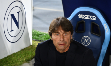 Conte leaves Napoli, awaits Italy national team coaching role
