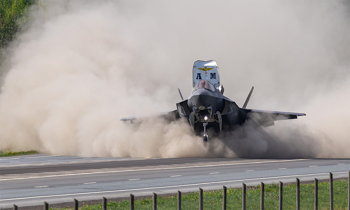 F-35B fighter jet lands and takes off on Finnish highway for the first time