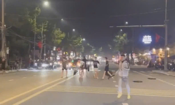 Two groups clash in Dong Nai city center