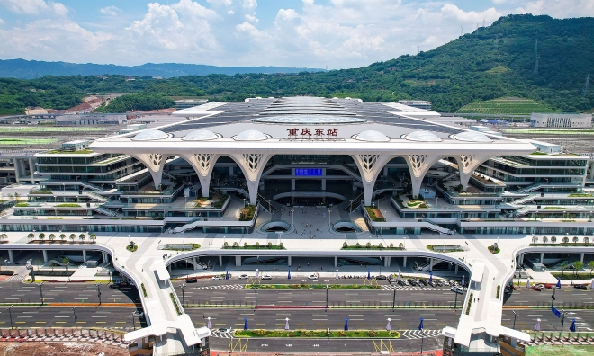 Elon Musk shares video of railway station in mountainous region of China