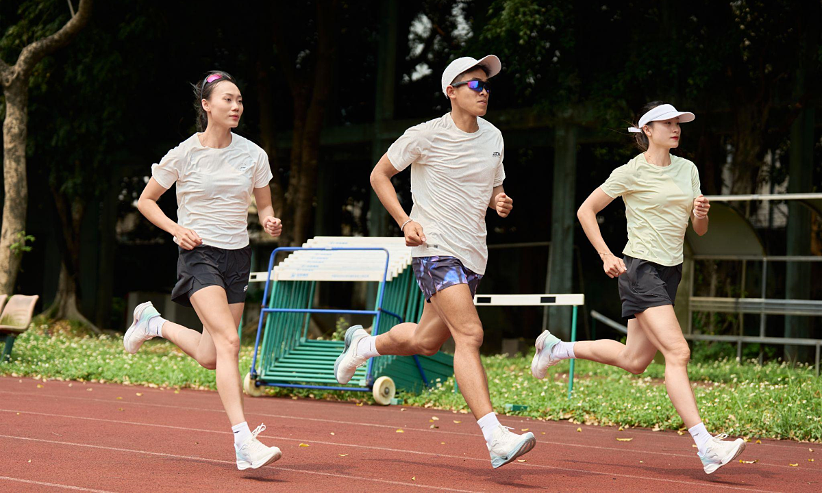 Important considerations for maintaining stamina during summer running