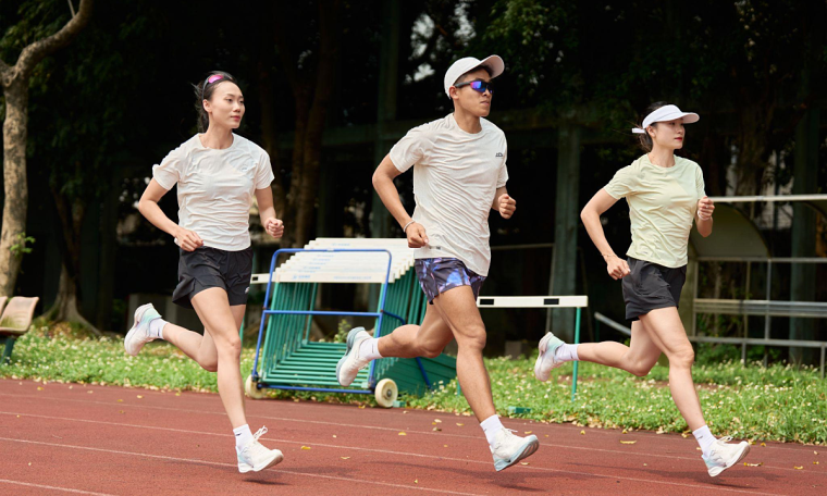 Important considerations for maintaining stamina during summer running