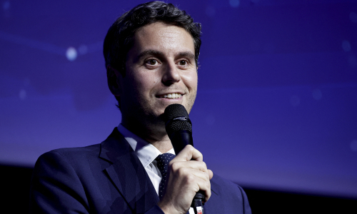 Former French prime minister, 37, runs for president