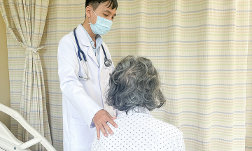 Acute heart failure due to leaky heart valve