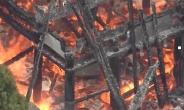 "1,200-year flame" suspected in Japan temple fire