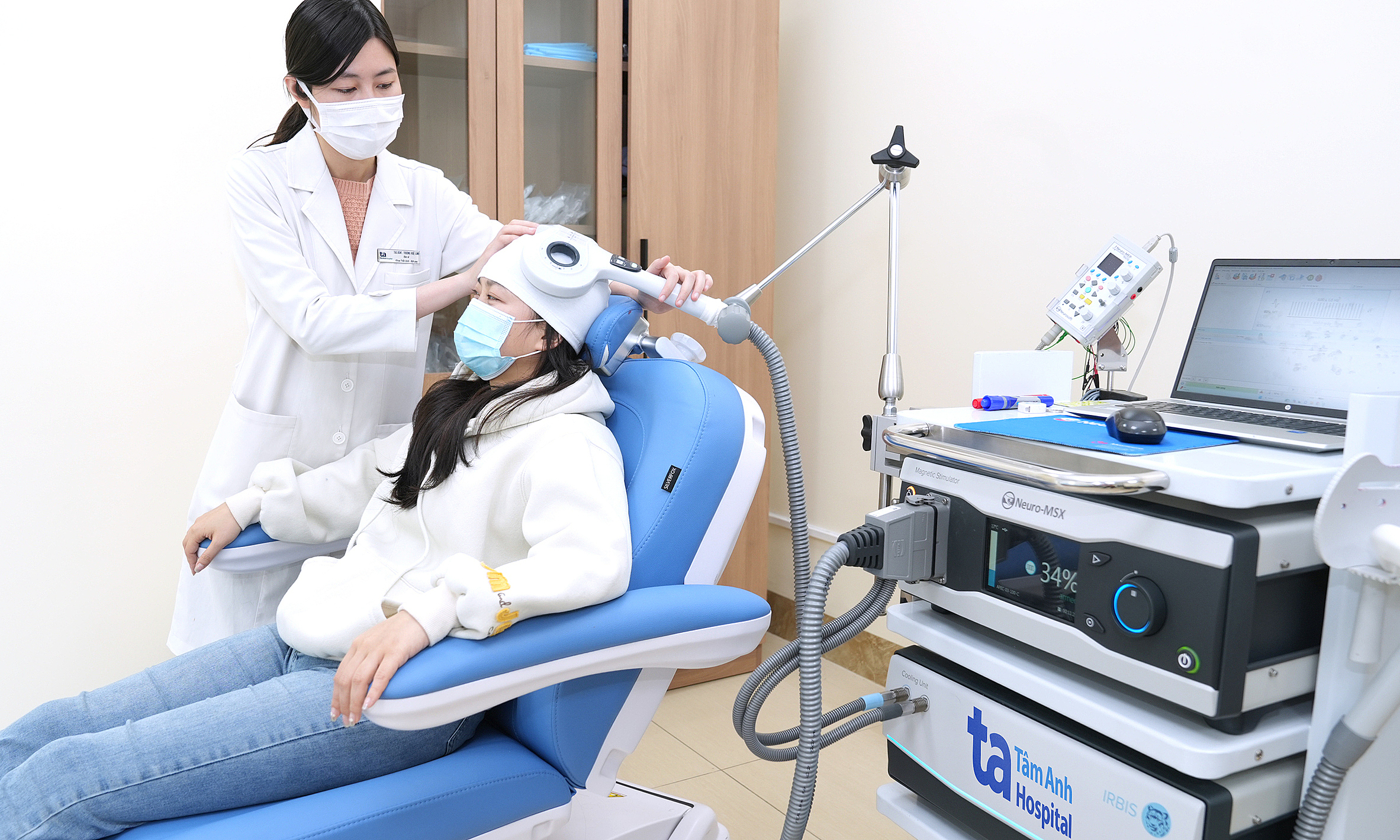 Can transcranial magnetic stimulation treat depression?