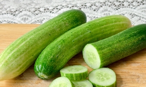 5 foods people with high uric acid should regularly consume