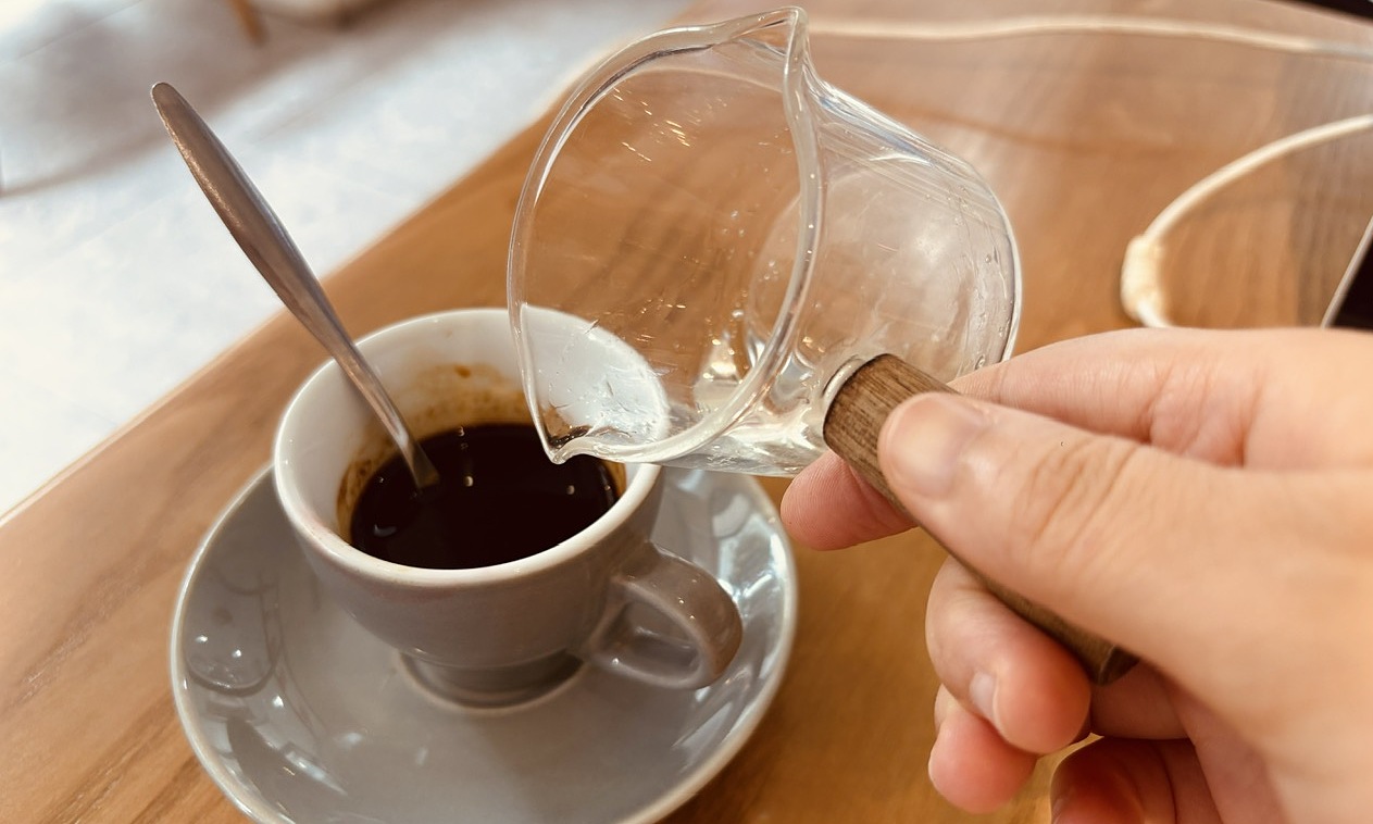 What happens when you add sugar to coffee every day?