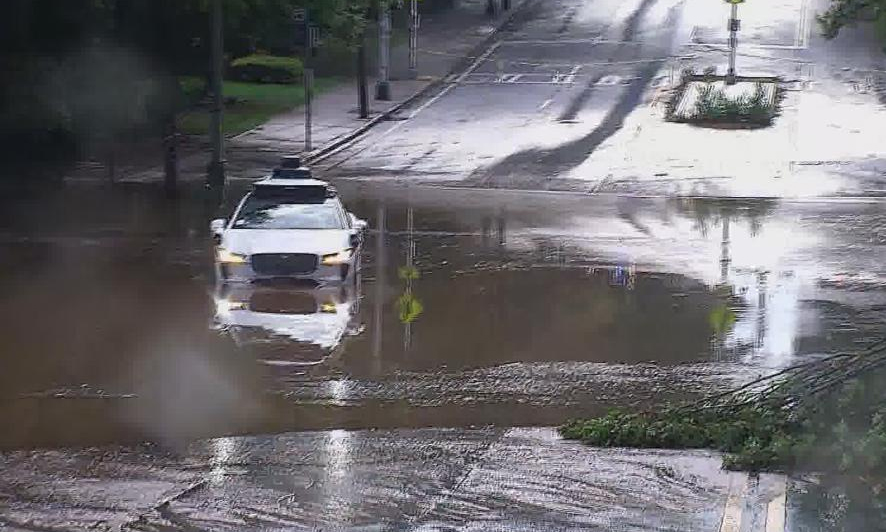 Waymo robotaxis repeatedly fall victim to flooded roads