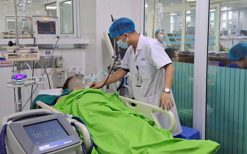 Coma, multi-organ failure due to outdoor work in scorching heat