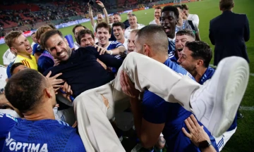 Fabregas guides Como to champions league qualification