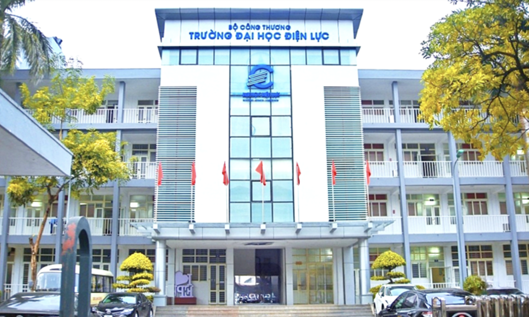 Two schools under Ministry of Industry and Trade merge