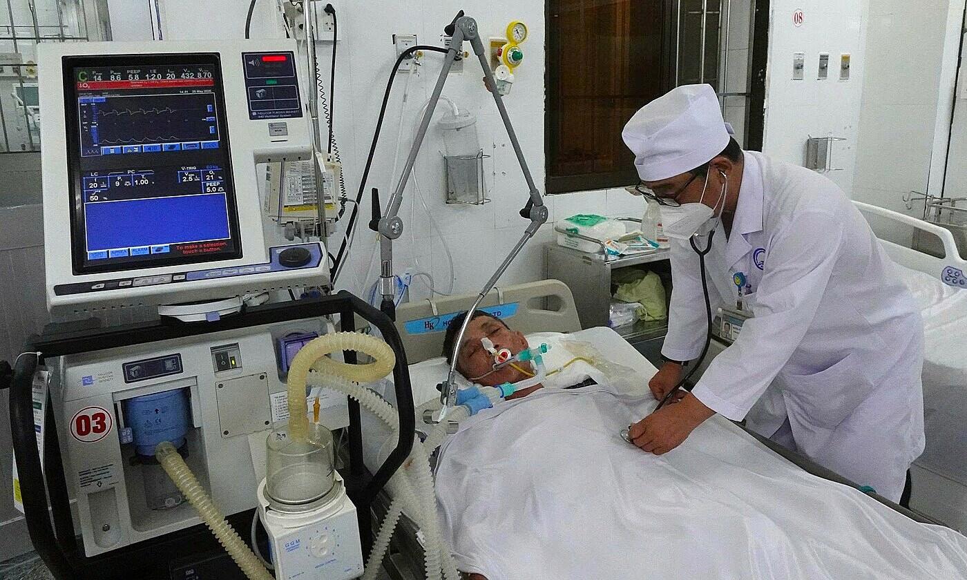 One dead, two critical after drinking liquor bought at a convenience store