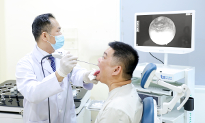 Warning symptoms of laryngopharyngeal reflux?