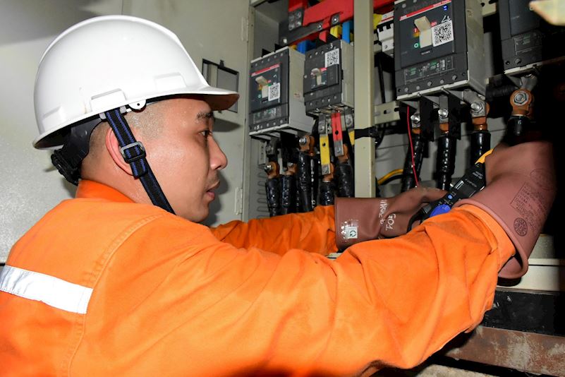Ministry of Industry and Trade proposes immediate implementation of 5:30 p.m. to 10:30 p.m. peak electricity hours