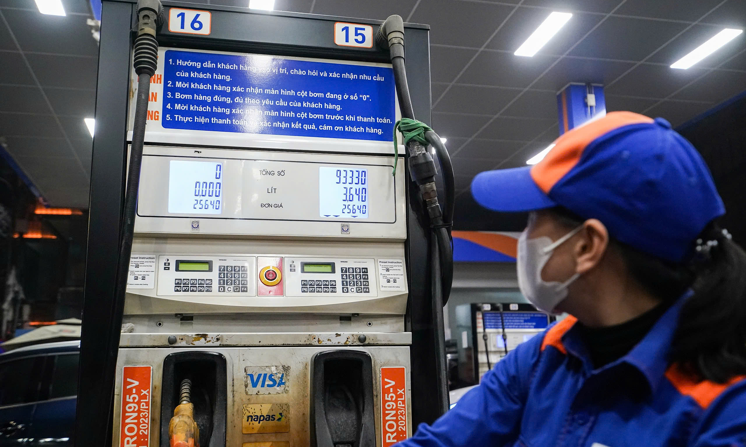 Fuel prices decrease