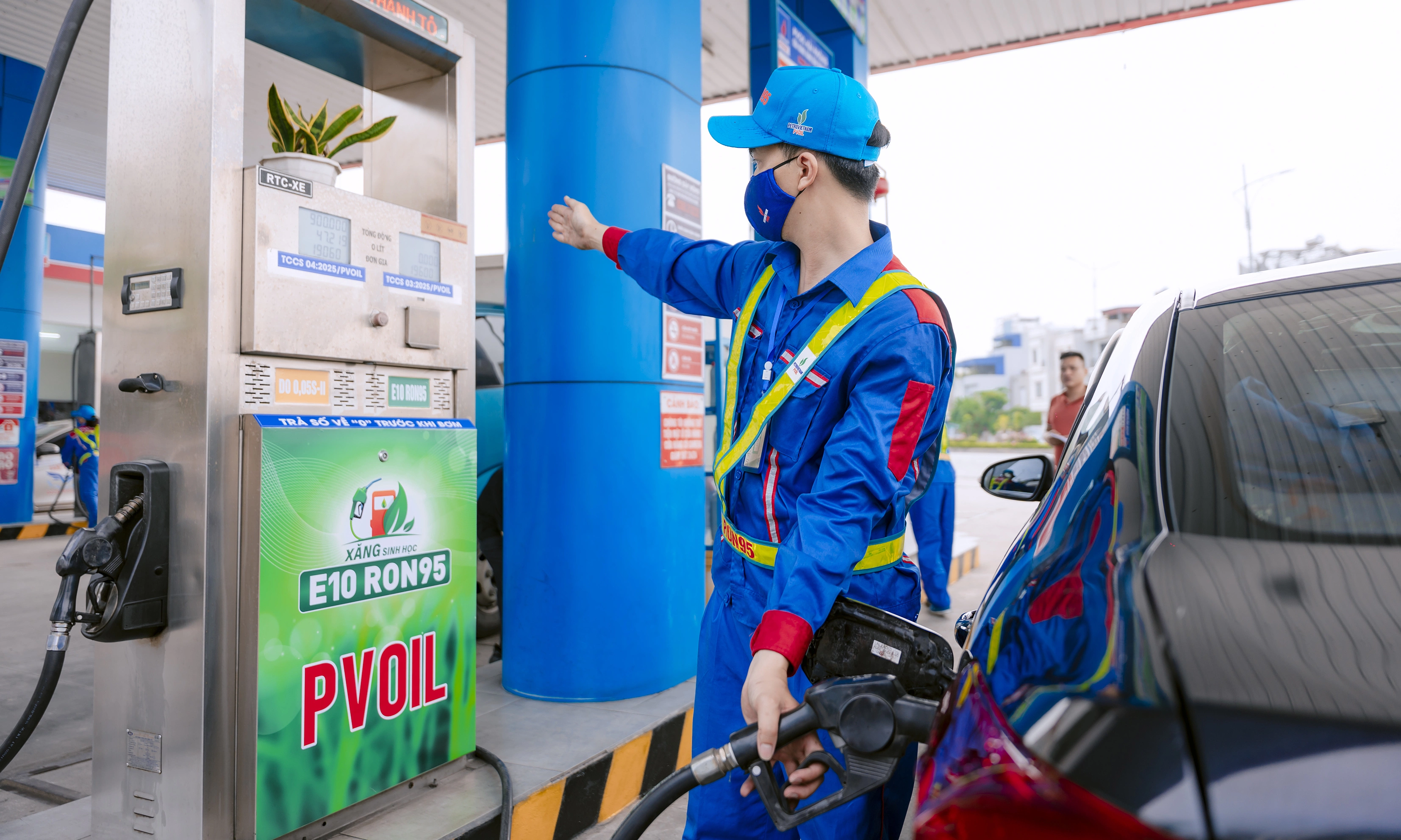 Deputy Minister of Industry and Trade explains E10 gasoline conversion roadmap