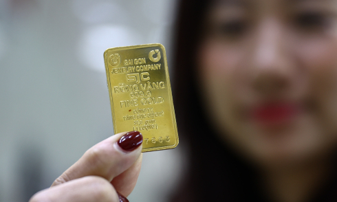 Gold bar prices fall to 159 million VND per tael