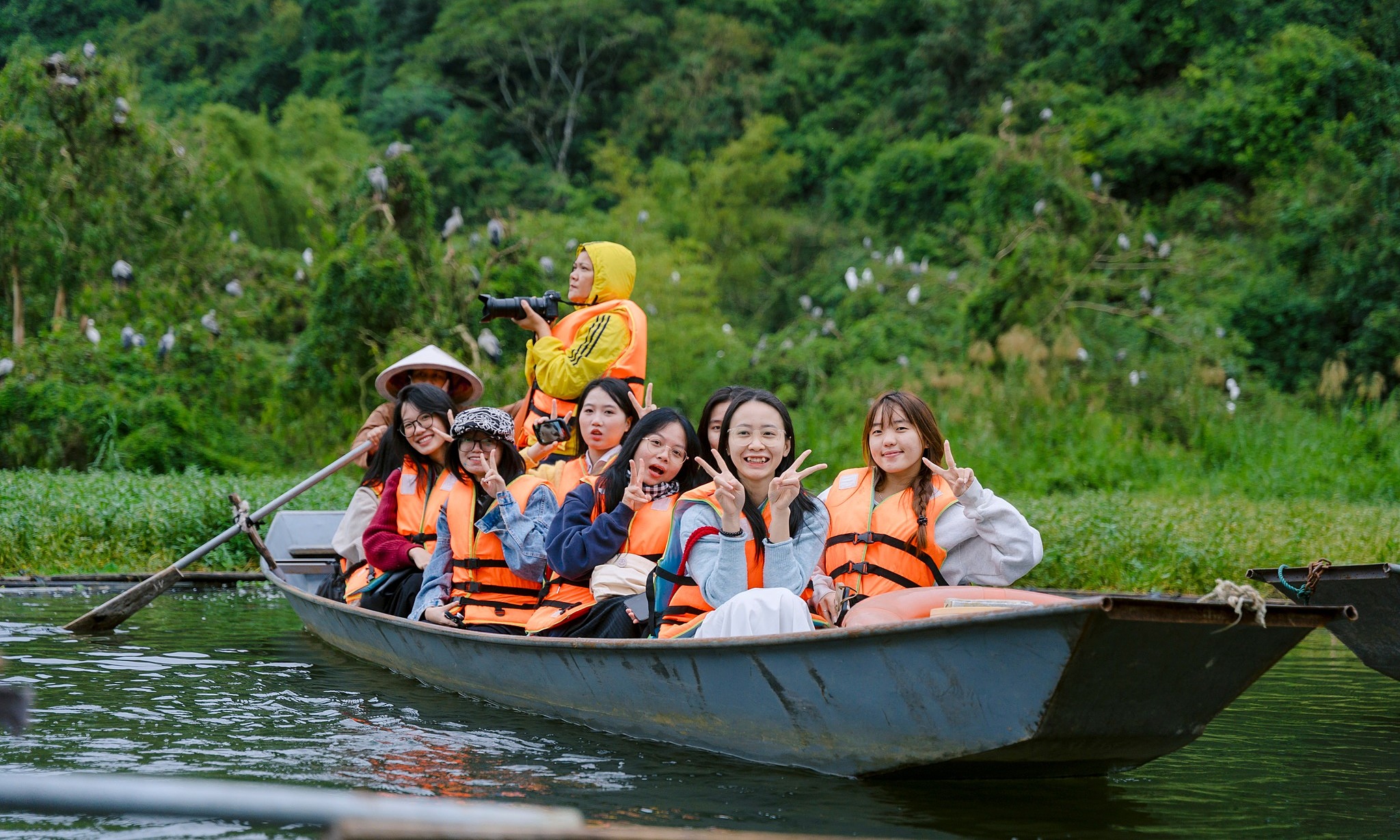 Boat trip to northern Vietnam's largest wild bird sanctuary
