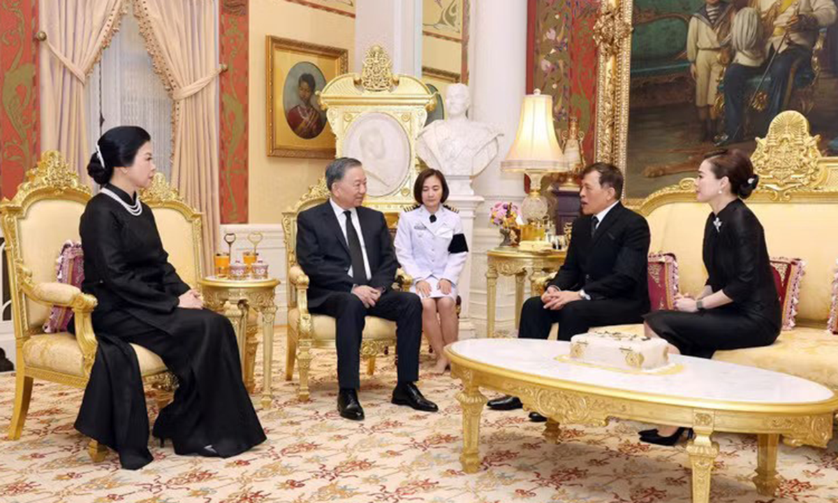 General Secretary, President To Lam meets with King of Thailand