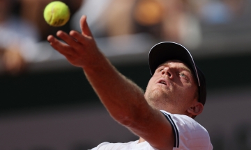 Coach 'fires' player via text message at Roland Garros 2026