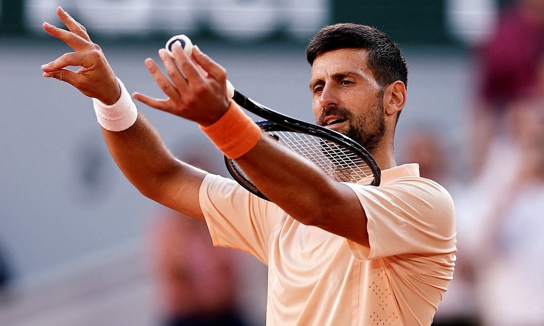 Djokovic requests early match to avoid sleep loss