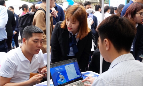 Electronic labor contracts to receive 13-character identification codes from 1/7