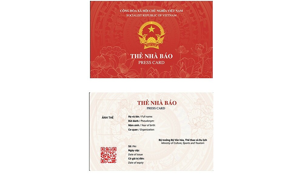 Journalist ID card integrates QR code for online verification