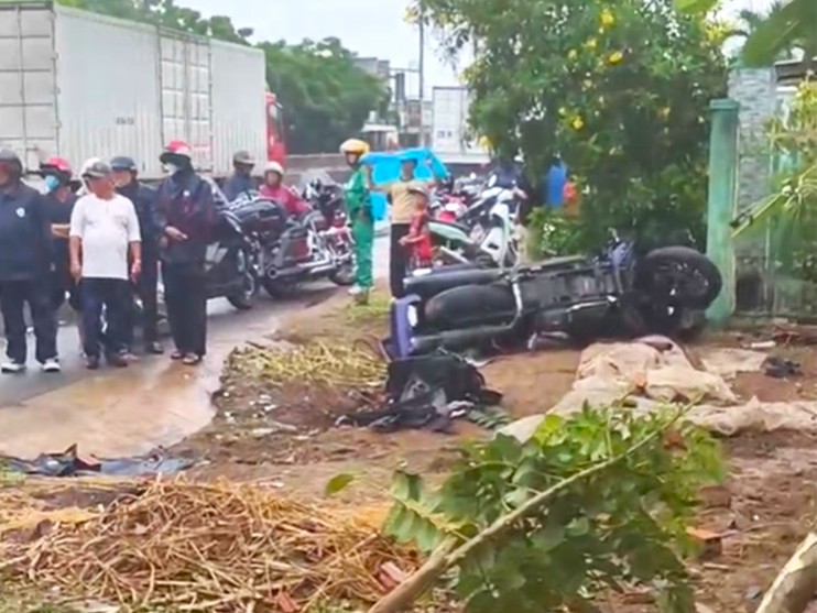 Motorcycle accident in festival convoy claims one life