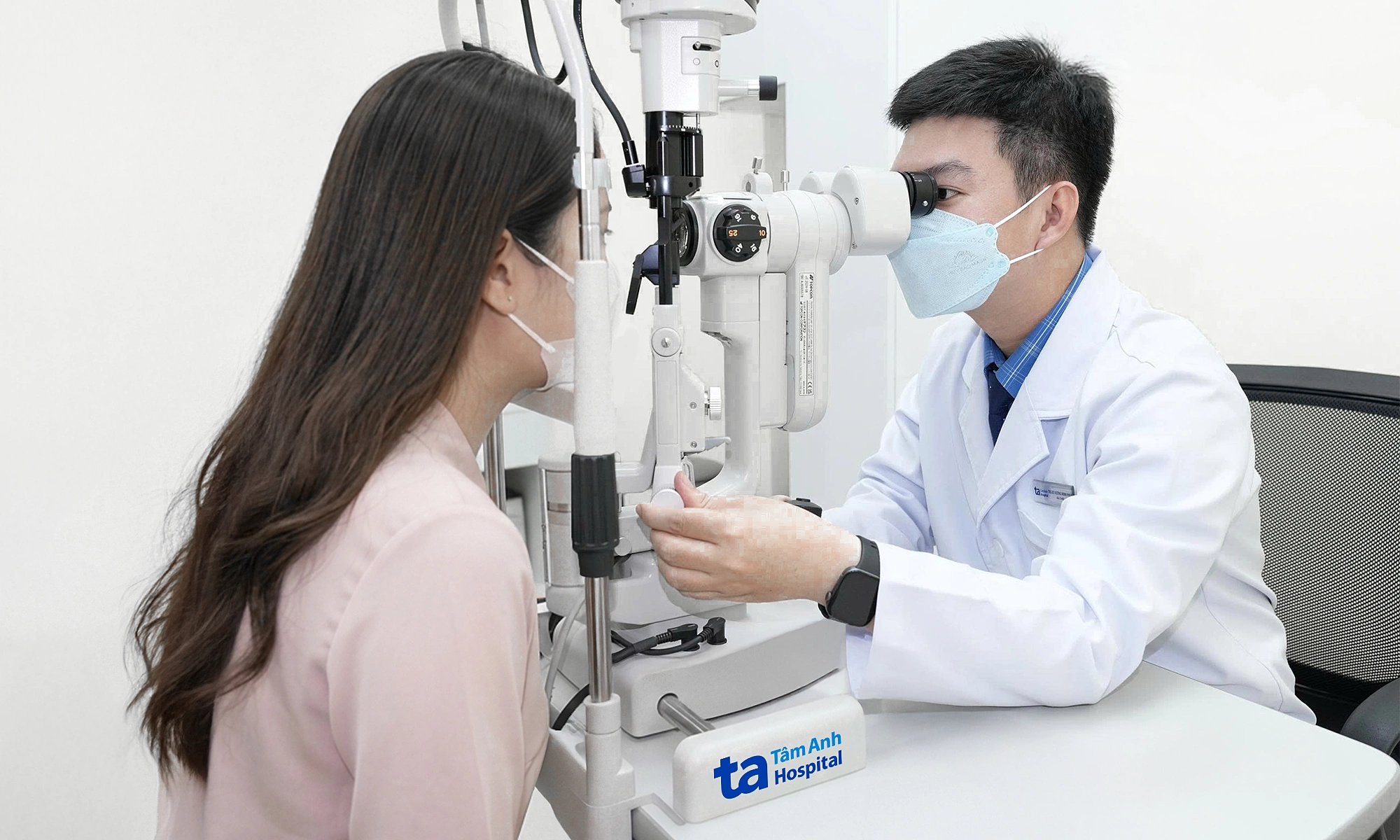 How farsightedness changes with age