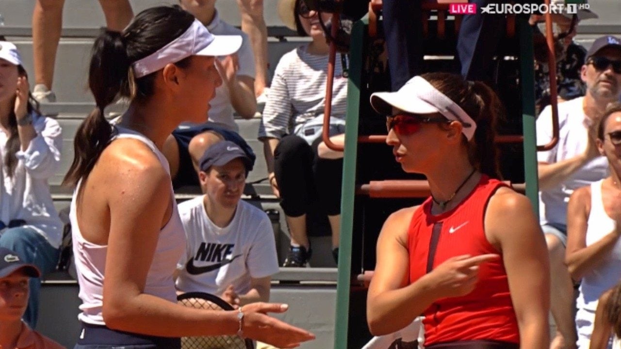 Chinese player refused handshake at Roland Garros