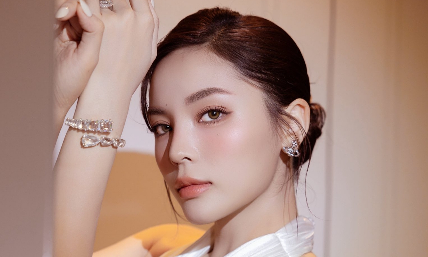 Miss Ky Duyen stars in 'chi chi em em 3'
