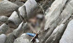 Human skeleton found trapped on coastal rocks in Cam Ranh