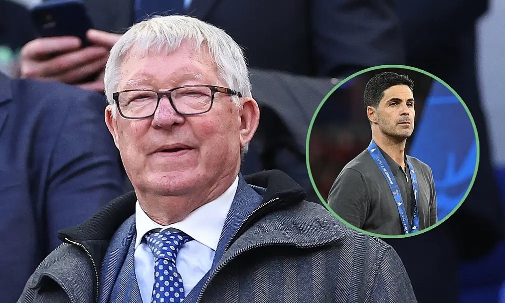 Alex Ferguson congratulates PSG, downplays Arsenal