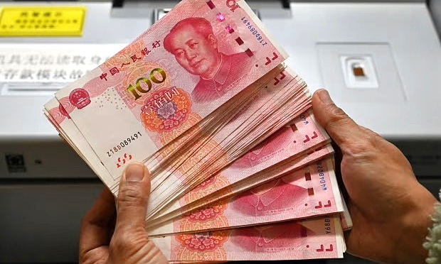 Man jailed after 'reverse scamming' a fraud group
